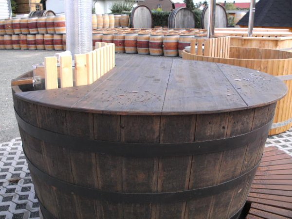 Wärmeschutz-Holzdeckel in Wunsch-Farbton und Größe