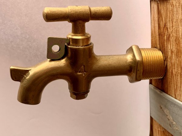 Messing-Auslaufhahn Groß u. abschließbar f. jede Fass-Regentonne