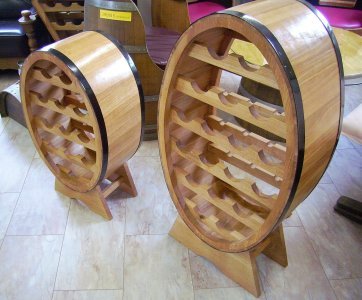 Weinregal OVALFASS für 18 Flaschen aus massivem Eichenholz