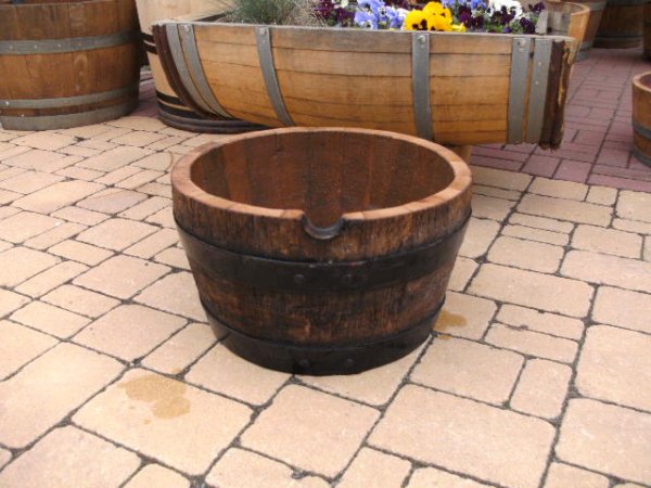 25-30L Liter runde Bierfasshälfte gebraucht aus original Bierfass Eichenfass