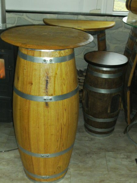 150Liter Zigarren Fasstisch, runder Tischplatte D.58cm,H.94cm