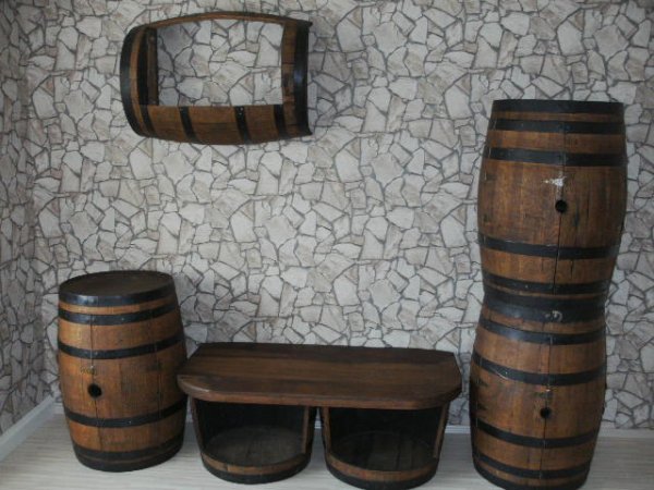 Fass - Schrankwand aus gebr. Whisky - Eichenholzfässern