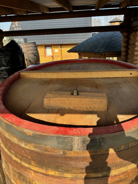 ca. 6000L ovales gebrauchtes Eichenholzfass Weinfass Holfass