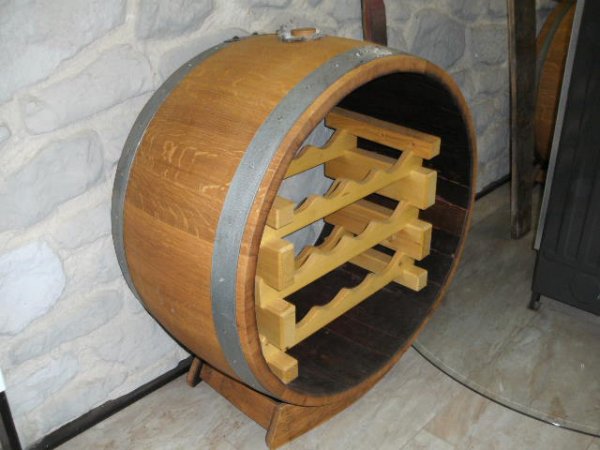 Bacchus-Buvette Weinregal aus massivem Eichenholzfass