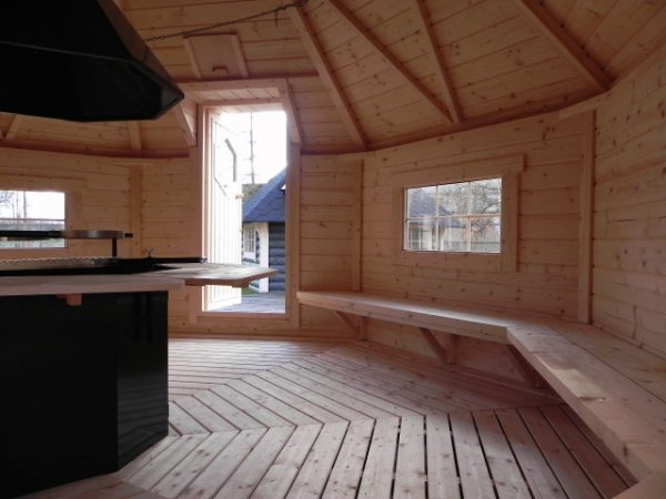 SKF165V2 16,5 m2 Sauna-/ Grillkota Kombi mit Vorraum, Fichte für ca. 9 Personen