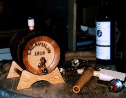 5 Liter Eichenfass innen roh und geschmackgebend Böttcherware Schnapsfass Weinfass Whyskifass Holzfass