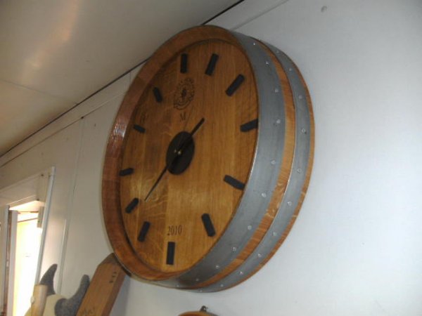 225L Fassfront - Uhr D.56cm und 14cm Tiefe aus gebrauchtem Eichenfas