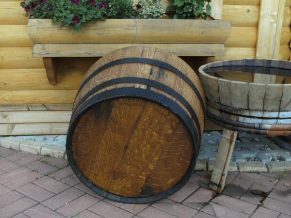 95 Liter Regentonne Blumenkübel Miniteich aus Whiskyfass abgeschliffenes Eichenfass Fassregentonne Holzfass