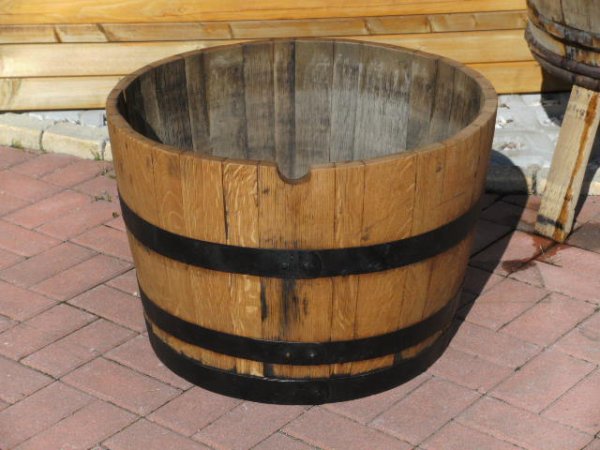 95 Liter Regentonne Blumenkübel Miniteich aus Whiskyfass abgeschliffenes Eichenfass Fassregentonne Holzfass