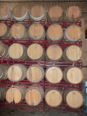 300 L Weinfass mittlere Regentonne aus gebr. Eichenfass inkl. Deckel Holzfass Regenfass Wasserfass Tonne Pfanzfass