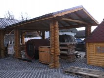 RBP65 Rundbohlen Pavillon RBP6x5m, H.2,7-3m mit Satteldach / Flachdach Gartenpavillon Carport Garage aus 20cm Baumstämmen Massivholz