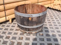 130 Liter Miniteich Regentonne aus gebrauchtem dunklerem Barrique Eichenfass Holzfass Regenfass Pflanzkübel