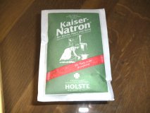 50g Natron für die Erstbefüllvorbereitung und das Fass Weingrün machen.