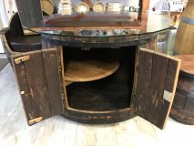 Fasskönigbar aus ovalem 250L gebrauchtem Eichenfass mit Zwischenboden und Möbelrolen Einzelstück