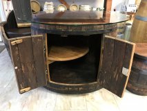 Fasskönigbar aus ovalem 250L gebrauchtem Eichenfass mit Zwischenboden und Möbelrolen Einzelstück