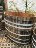 1800 Liter Eichenfasshälfte Durchmesser 196x120cm und Höhe 120cm.