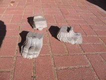 3-er Set Betonfüße - Groß als Untersetzer für Blumenkübel oder Regentonne