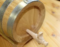 1 Liter Eichenfass innen gewachst fast nicht geschmackgebend Böttcherware Schnapsfass Weinfass Whyskifass Holzfass