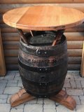 Einmaliges Einzelnstück massiver Bierfasstisch-Rustika Tischplatte D.83cm, Gesamthöhe 110cm