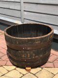 BKW60 ein 75 Liter Blumenkübel aus Whiskyfass D.oben 60 D.unten 55cm, H.38cm