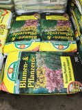 2 x 40L Pflanzenerde für alle Blumenkübel oder Pflanzkübel