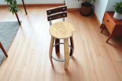 Fass Barhocker M8 Fassbarhocker mit Rückenlehne und mit Wunsch - Logo Stehtischhocker Sitzhocker Stuhl Holzstuhl Holzhocker Sitz Hocker