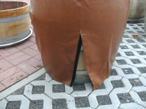 Fasswetterschutzhülle aus Leder in Eiche Hell für den Winter