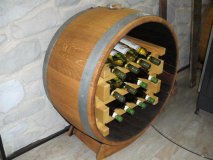 Bacchus-Buvette Weinregal aus massivem Eichenholzfass